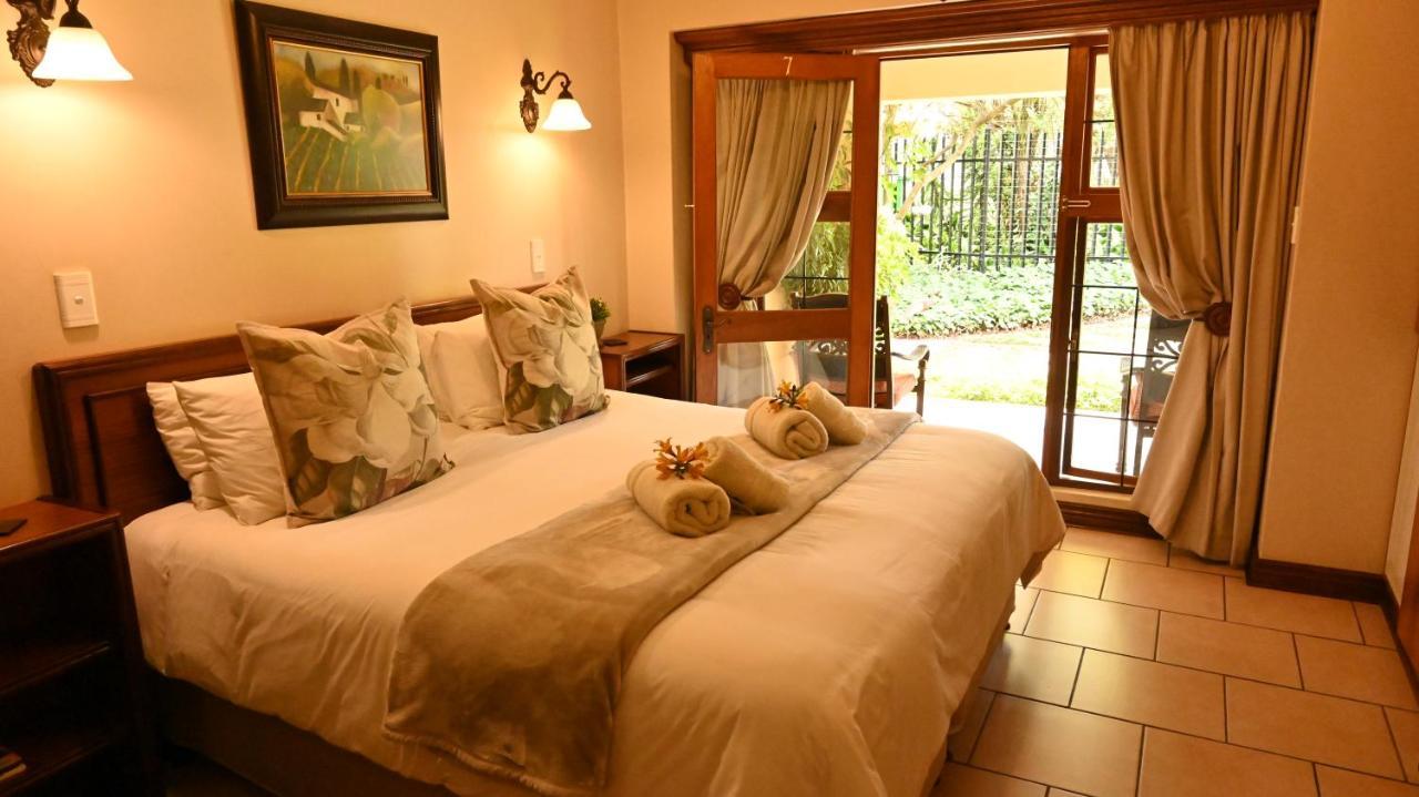 Lamor Guest House Миделбург Екстериор снимка