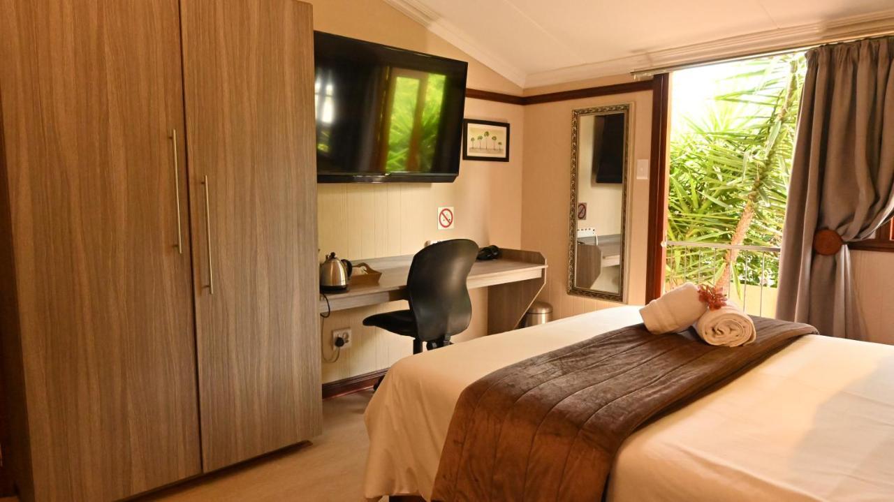 Lamor Guest House Миделбург Екстериор снимка